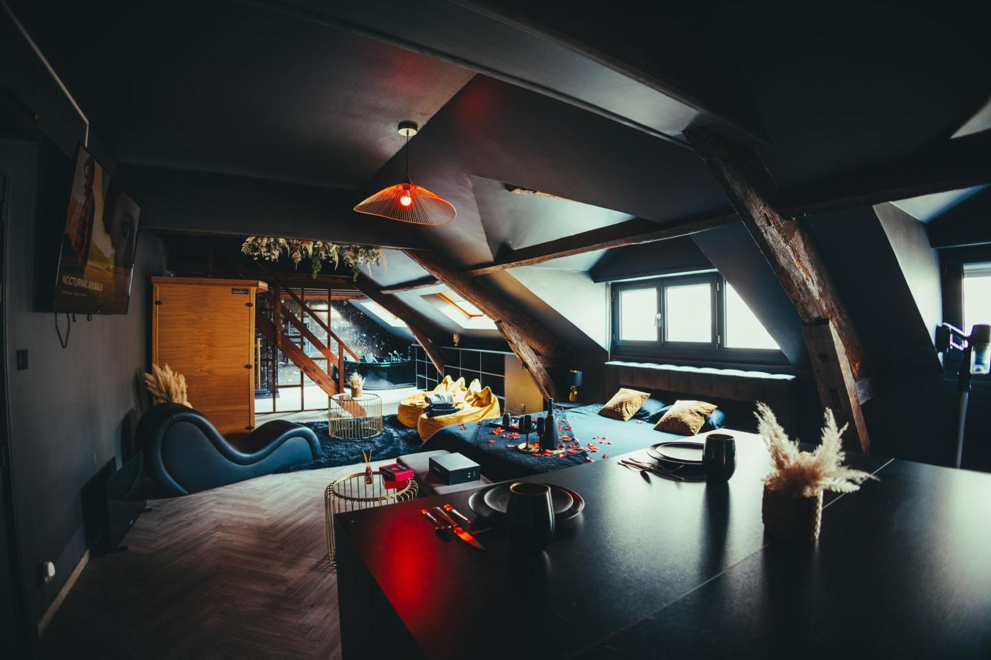 La Marble Room - Suite Balneo & Sauna Angers Exterior photo