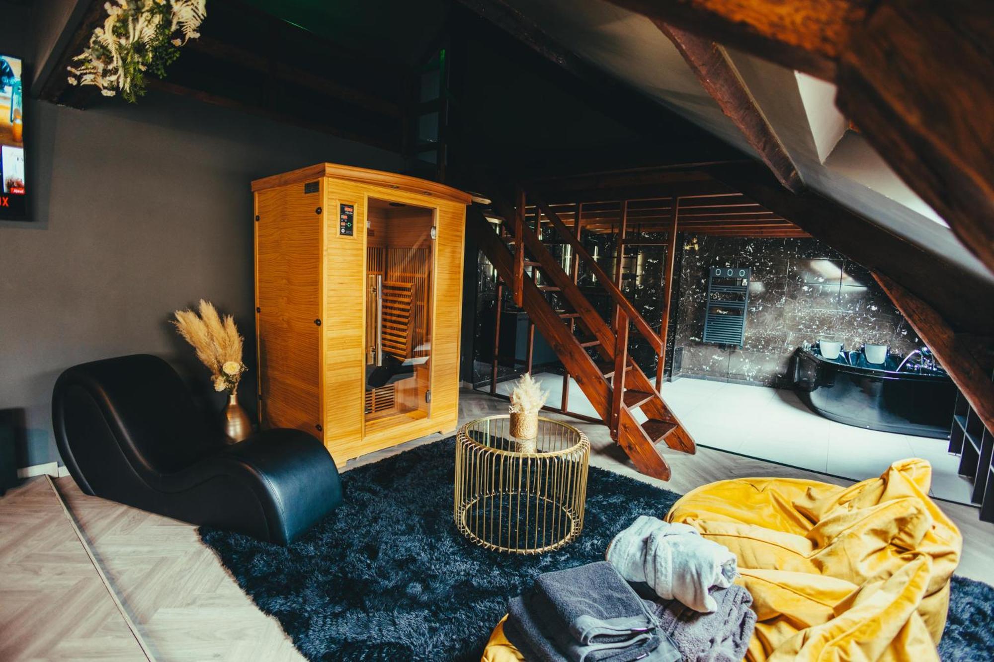 La Marble Room - Suite Balneo & Sauna Angers Exterior photo