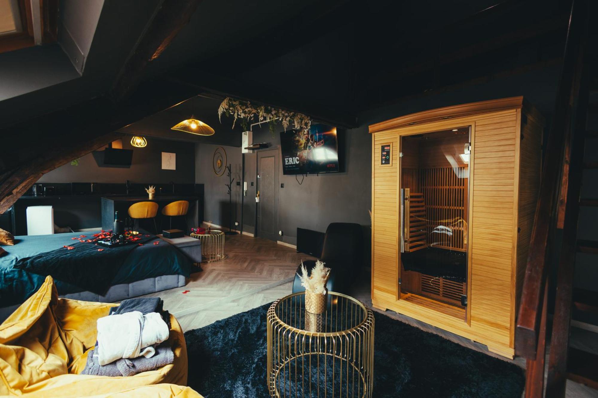La Marble Room - Suite Balneo & Sauna Angers Exterior photo