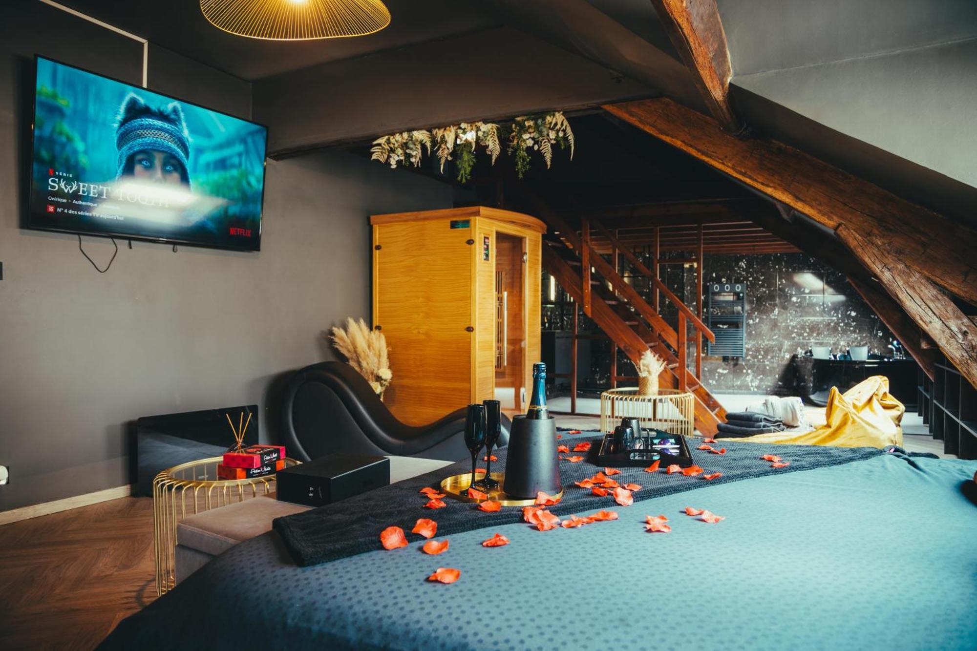 La Marble Room - Suite Balneo & Sauna Angers Exterior photo